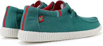 Mocasines Walk Pitas Wallabi: Comodidad y Estilo para el Hombre Moderno