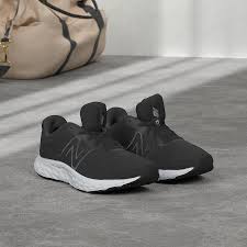 New Balance 520v8: La Combinación Perfecta de Estilo y Comodidad para Hombre