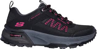 Skechers Protect Legacy Corte Trekking - Calzado Ideal para Mujeres Aventureras