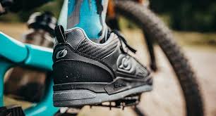 Zapatillas de Bicicleta ONeal: Ventilación y Rendimiento