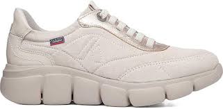 Calzado Callaghan para Mujer: Estilo y Comodidad en Cada Paso