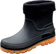 Calzado Antideslizante para Hombre: Ideal para Lluvia