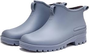 Impermeables Plástico Resistentes para Hombre - Protección y Estilo en Días Lluviosos