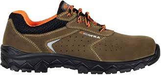 Zapatos de Seguridad COFRA Traction: Comodidad y Protección