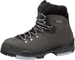 Bota Gore Tex Calzados Robusta 90279 - Resistencia y Estilo